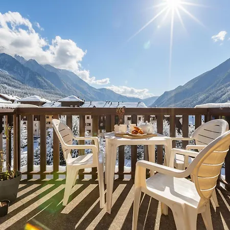 Courmayeur C44 - Happy *